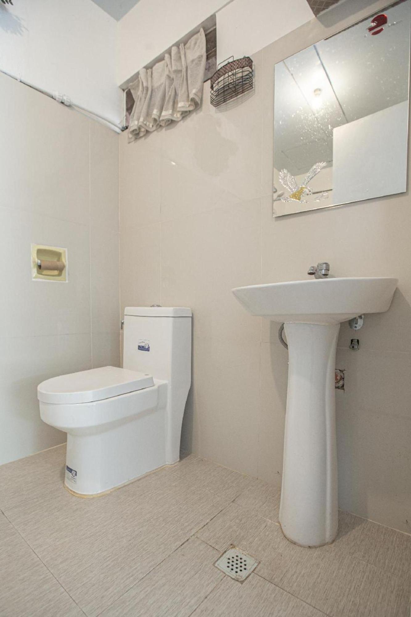 אנטיפולו Oyo 588 Sunrock Resort מראה חיצוני תמונה