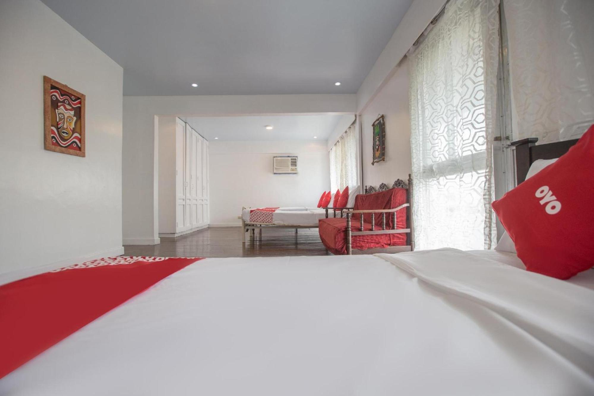 אנטיפולו Oyo 588 Sunrock Resort מראה חיצוני תמונה