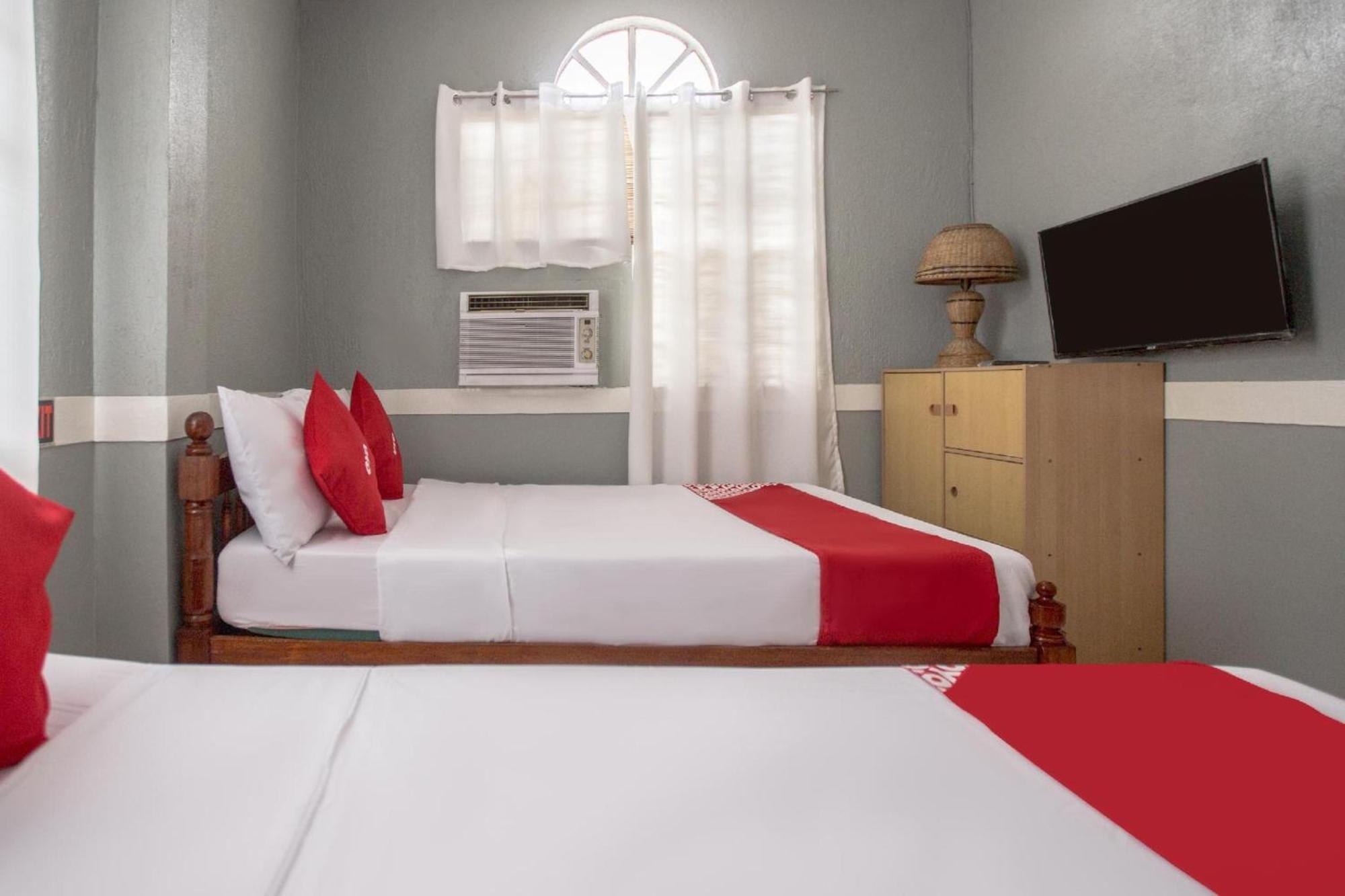 אנטיפולו Oyo 588 Sunrock Resort מראה חיצוני תמונה