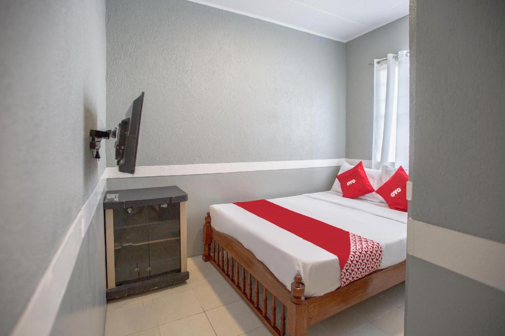 אנטיפולו Oyo 588 Sunrock Resort מראה חיצוני תמונה