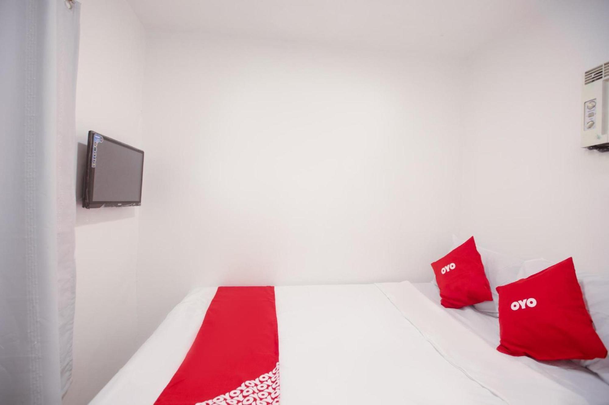 אנטיפולו Oyo 588 Sunrock Resort מראה חיצוני תמונה